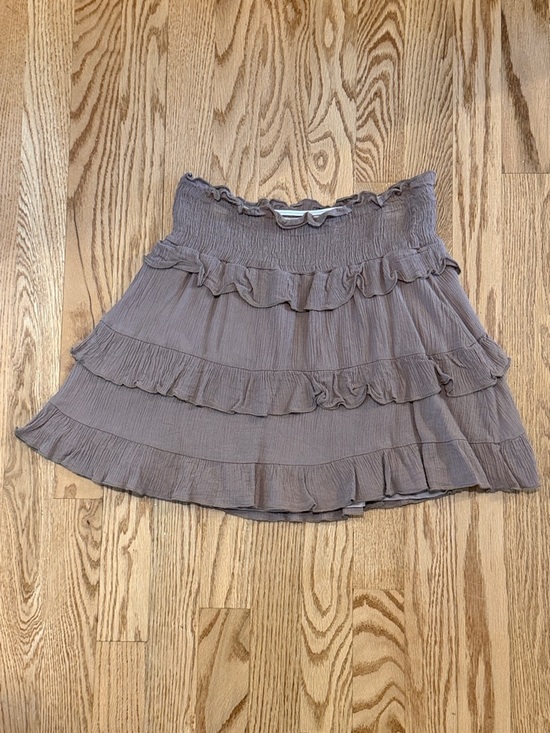 Altar'd State Dresses & Skirts - Altar'd State Taupe Ruffled Tiered Mini Skirt